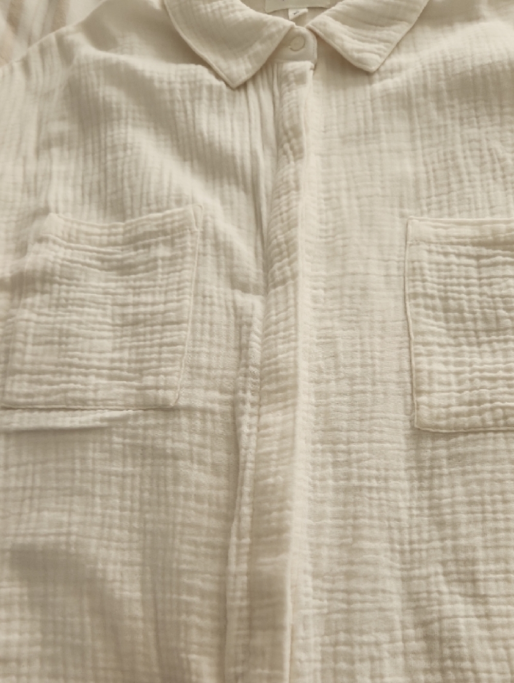 Candace Cameron Bure White Textured Button-Down Top - Picture 3 of 4